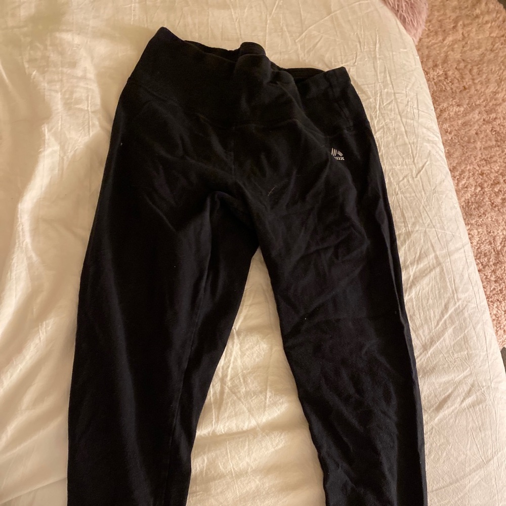 Athletic cropped leggings